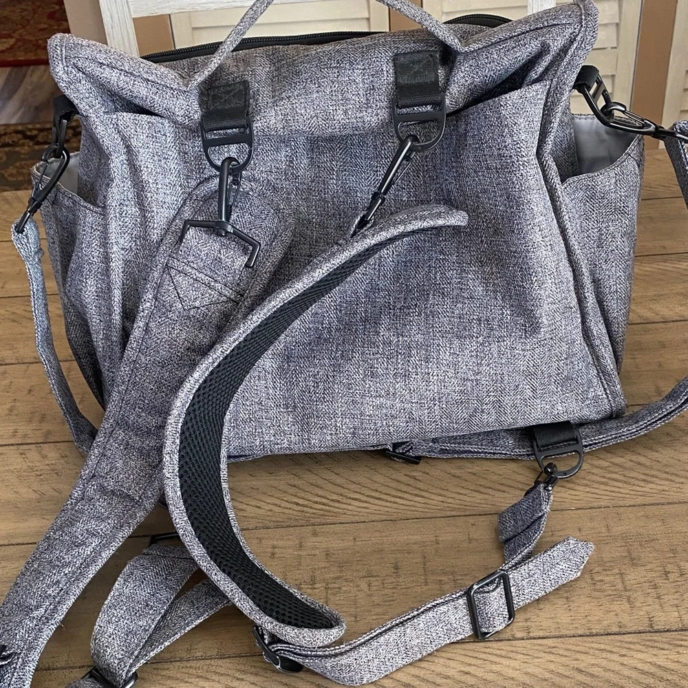 Ju-Ju-Be Gray backpack style Diaper bag.